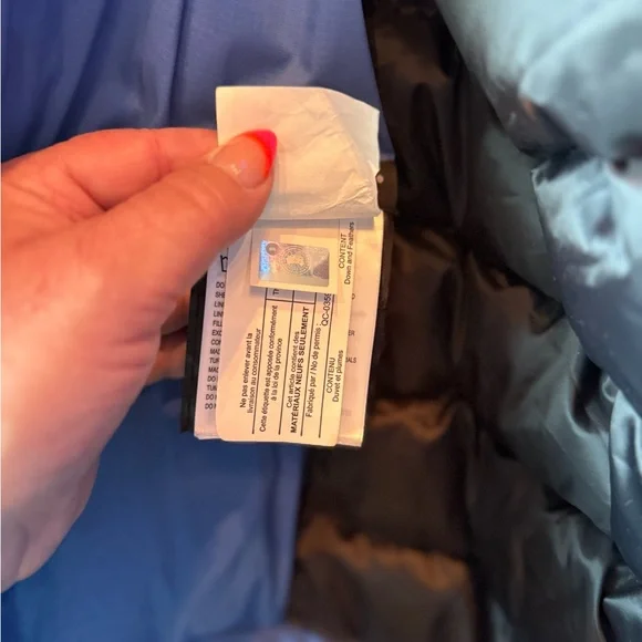 Canada Goose Blue Performance Jacket with Weather-Resistant Insulation - Picture 7 of 9